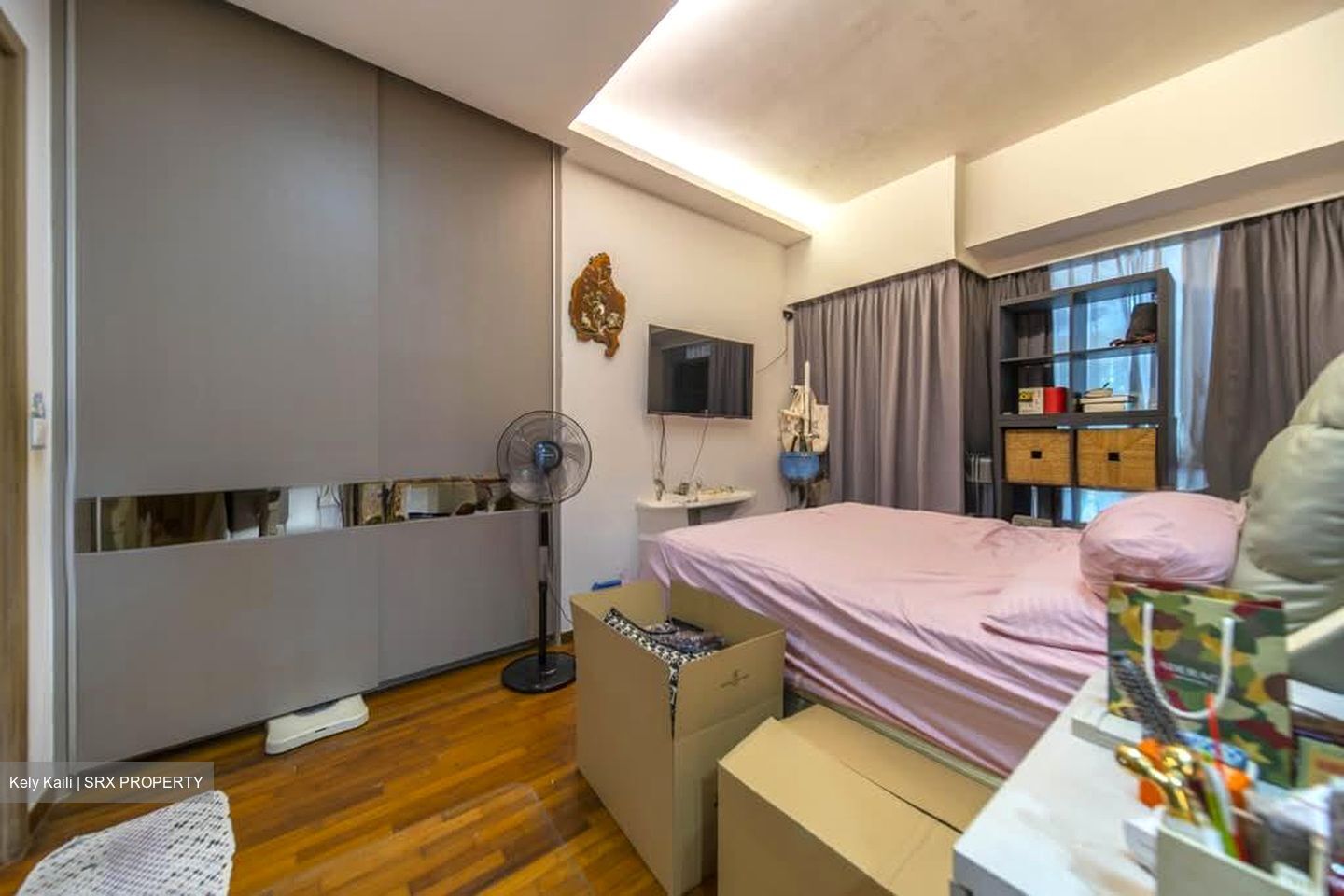 The Palette (D18), Condominium #568349291